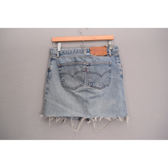 Levi's 501 Denim Skirt Light Wash Frayed Hem Distressed Large Re Worked - Picture 2 of 5